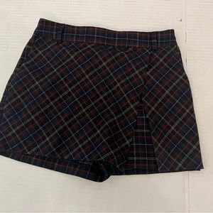 🍉Gently used Forever 21 navy/green/red/white plaid skort  size Small